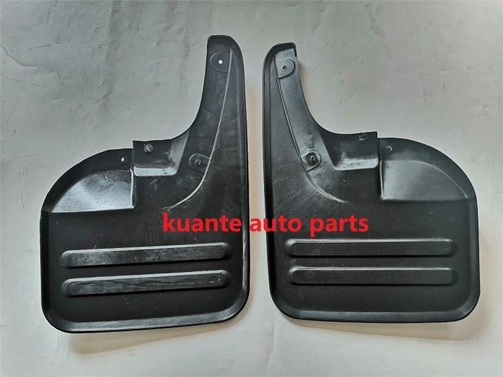 Hilux 0k140 mud flaps